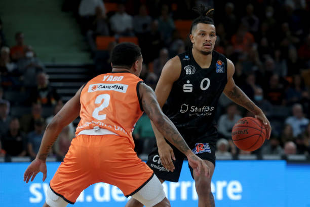 火力强劲的 火力强劲的