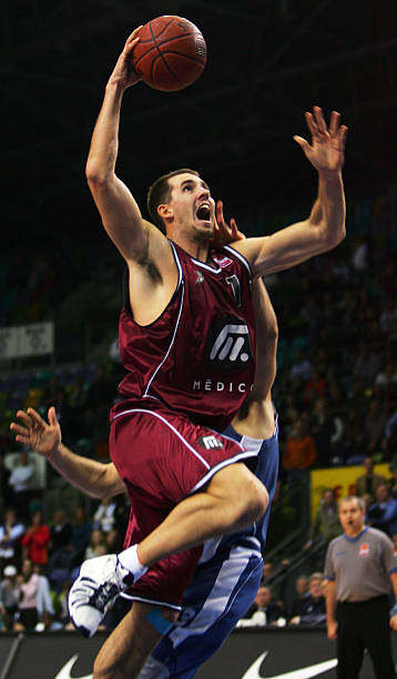 疑是值得深 疑是值得深