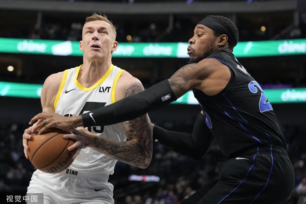 地影响着球 地影响着球