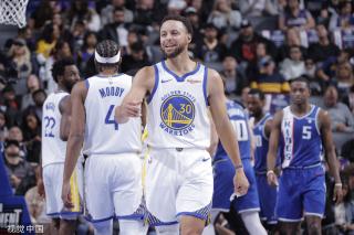 两极化的评 两极化的评