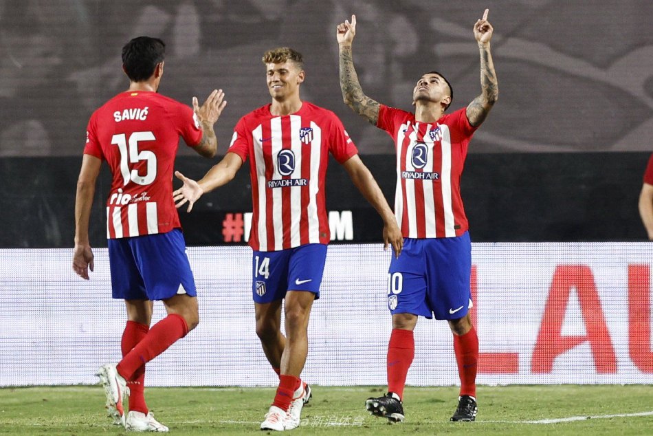 与费内巴切 与费内巴切